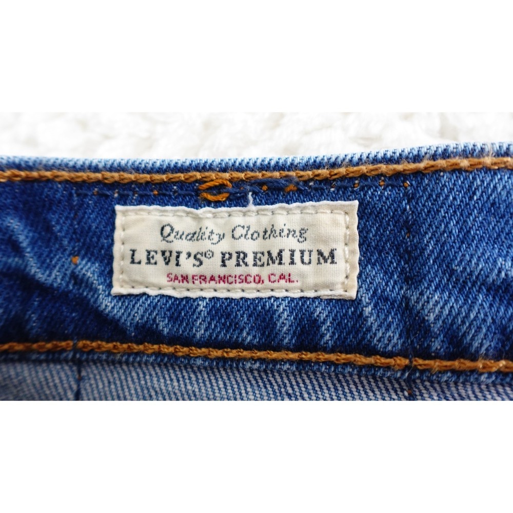Levi's 501 Skinny Jeans FITS 27x27 Button Fly Medium Wash Denim Red Tab - Picture 9 of 16